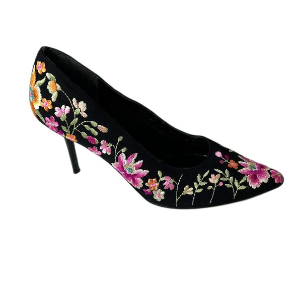 Beverly Feldman Black Floral Embroidered Point Toe Stiletto Heel Pumps Size 10M - Picture 1 of 14